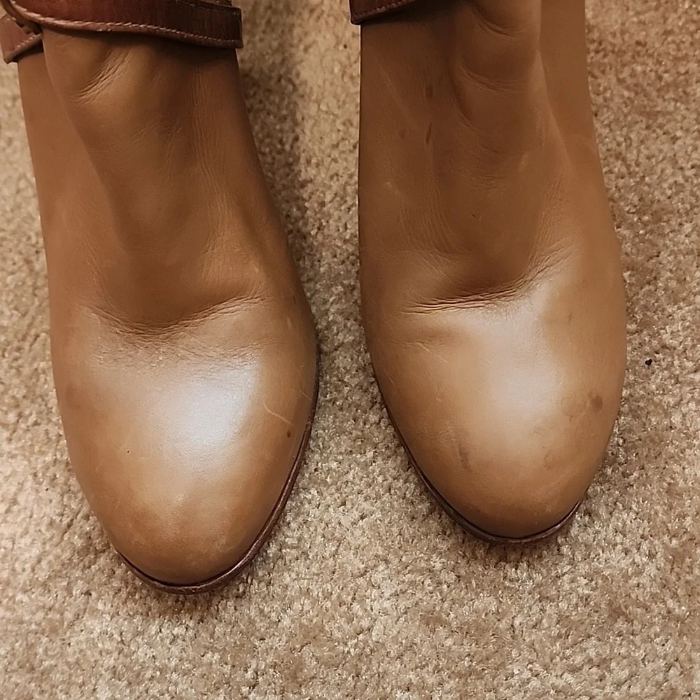 Tory Burch Vicuña Dorese High Heel Booties